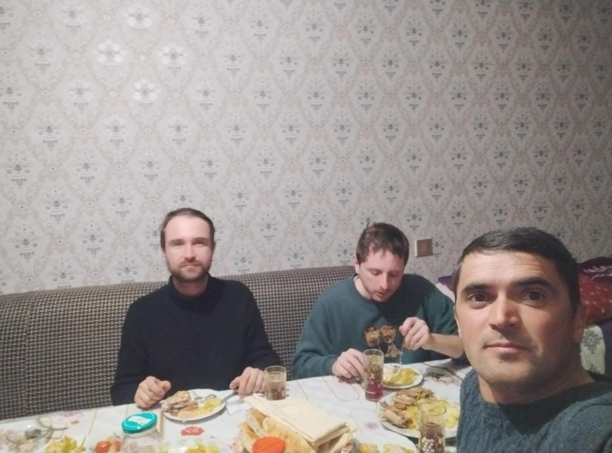 Zaur Guest Hause Hotel Xinaliq Buitenkant foto