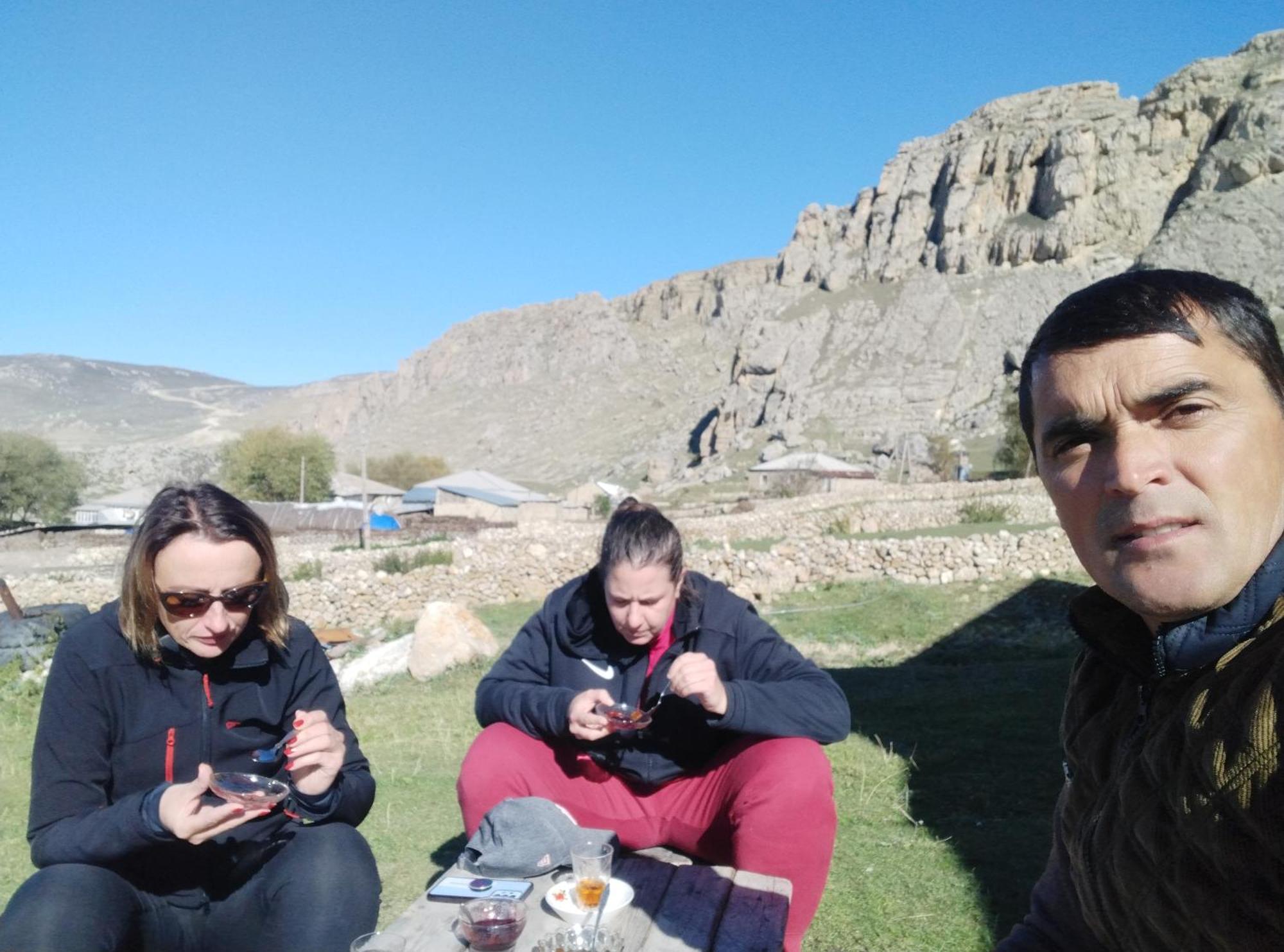 Zaur Guest Hause Hotel Xinaliq Buitenkant foto