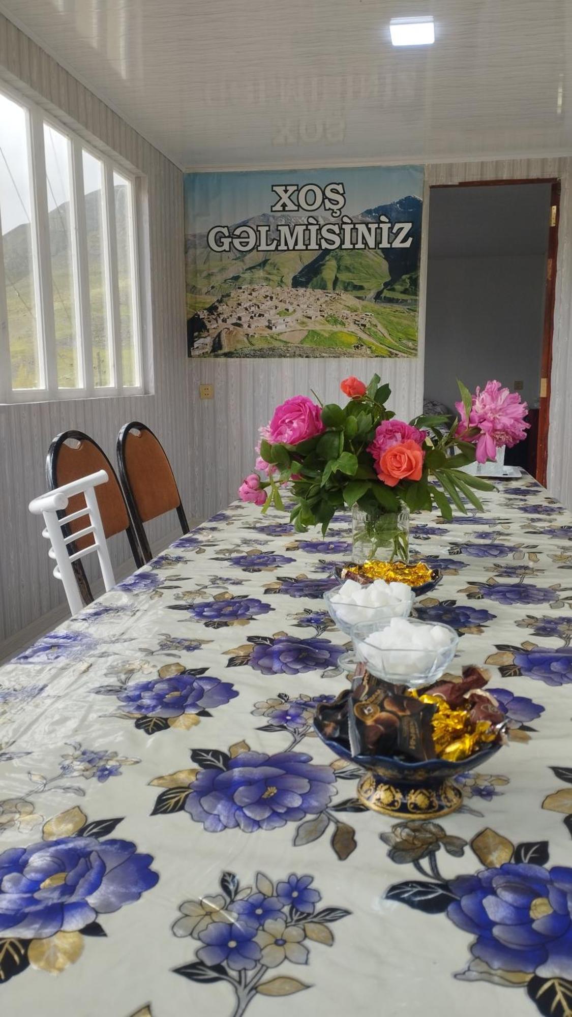 Zaur Guest Hause Hotel Xinaliq Buitenkant foto