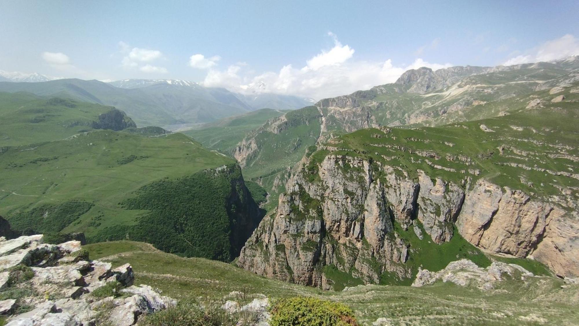 Zaur Guest Hause Hotel Xinaliq Buitenkant foto