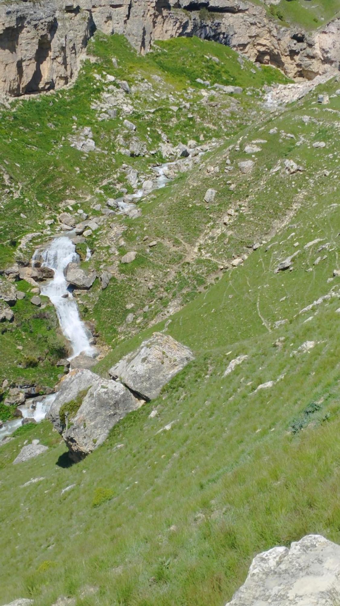 Zaur Guest Hause Hotel Xinaliq Buitenkant foto